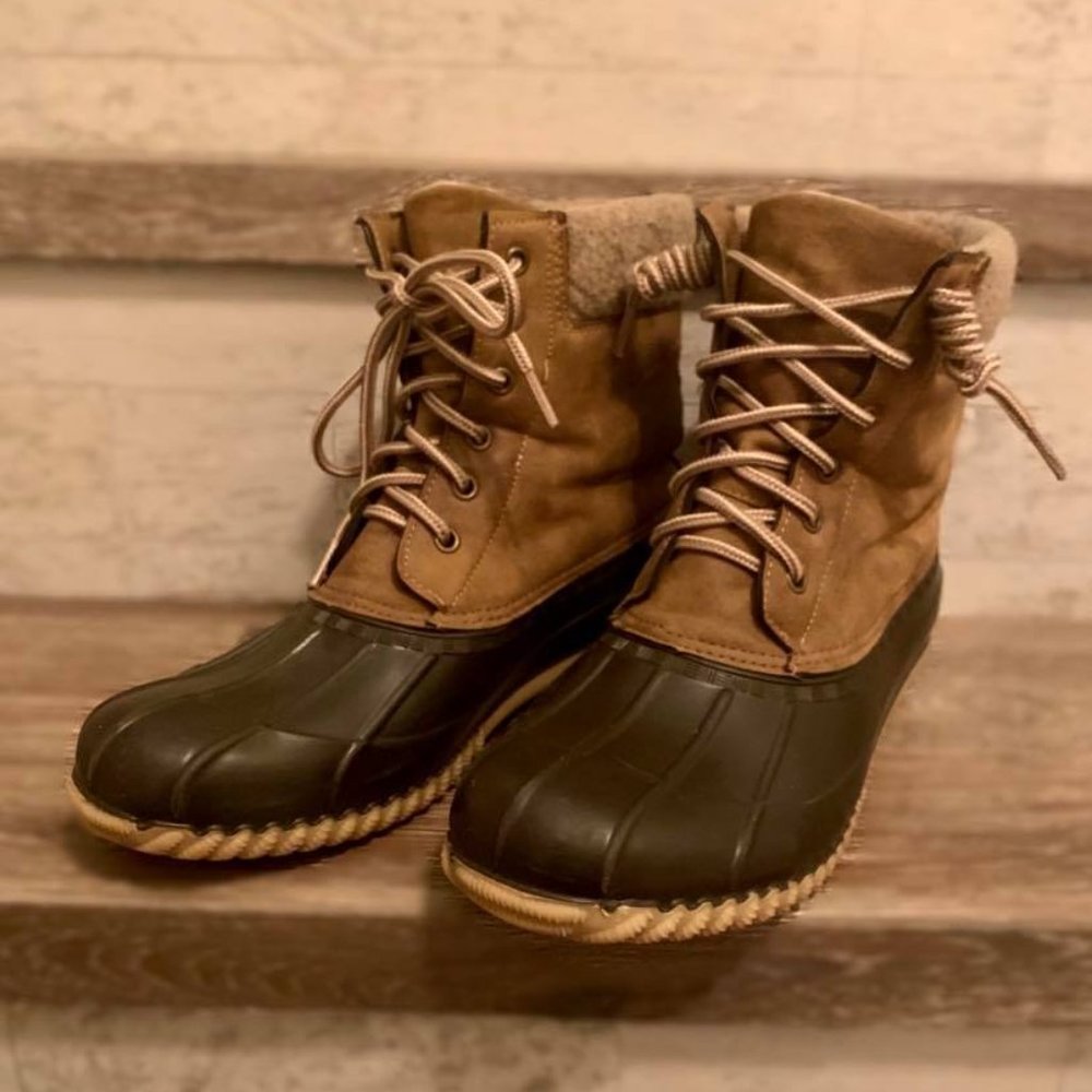 rue21 Duck Boots